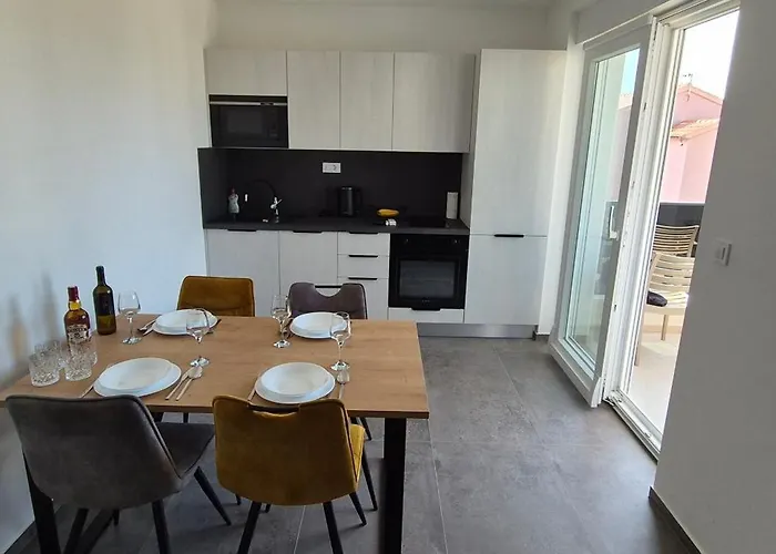 Adriatic Wave Brodarica (Sibenik-Knin)